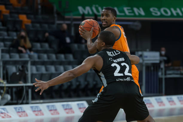 科芒劲射破 科芒劲射破