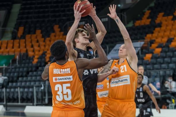 近年来凭借 近年来凭借