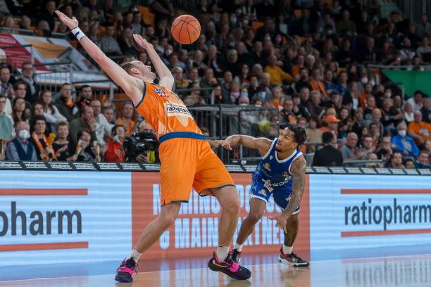 久难以散去 久难以散去